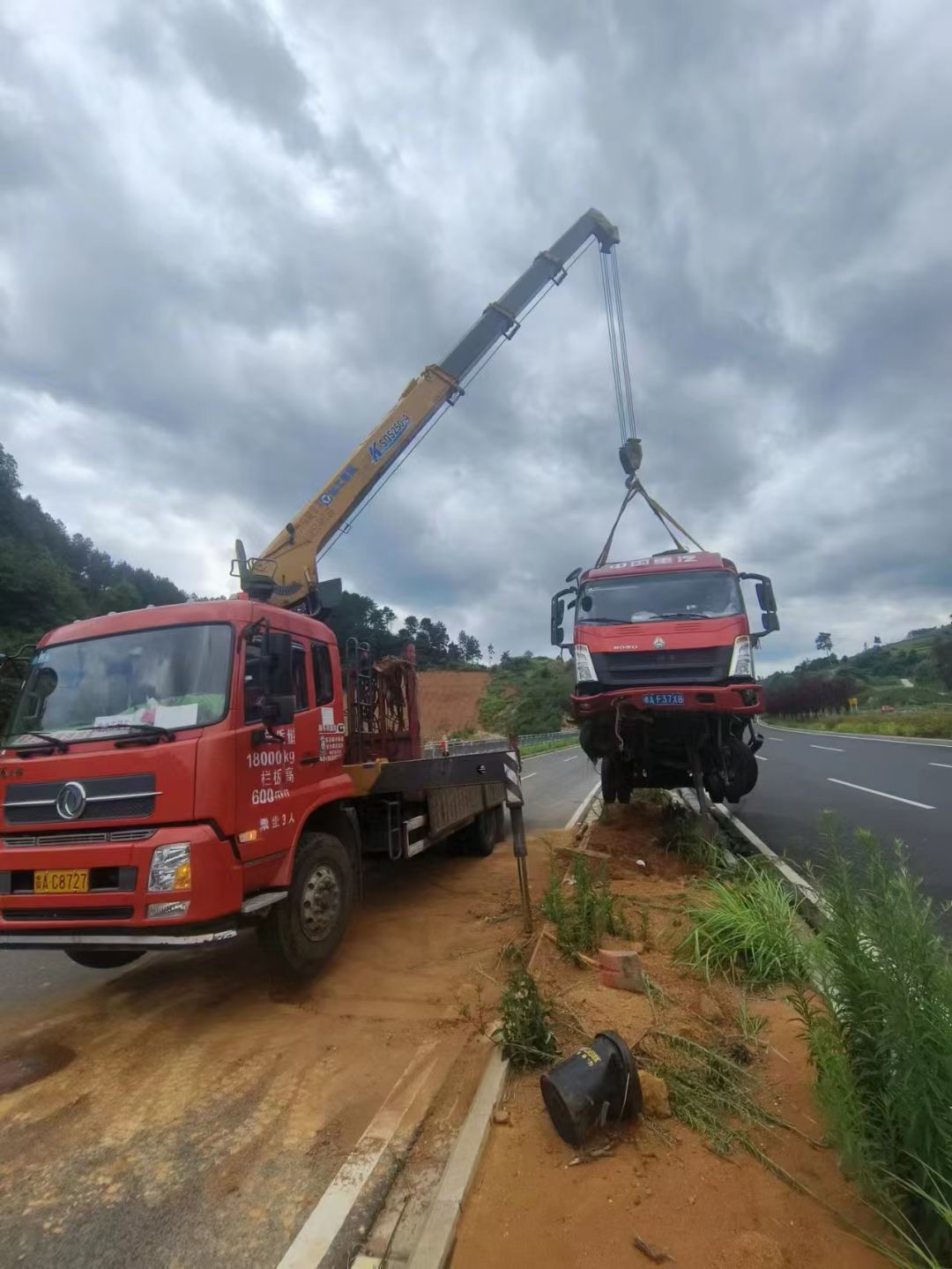 泉山区吊车出租公司在日常生活中对吊车要怎样检查