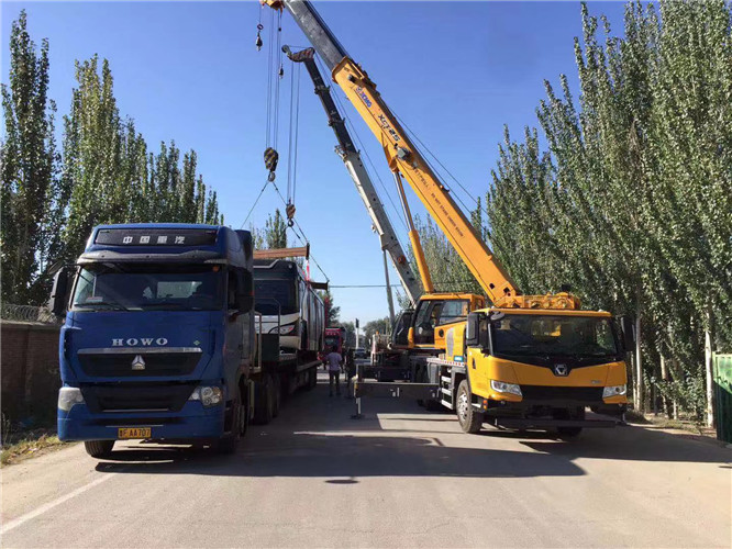 泉山区“省油又稳当”—— 吊车的 “智能节能” 技术